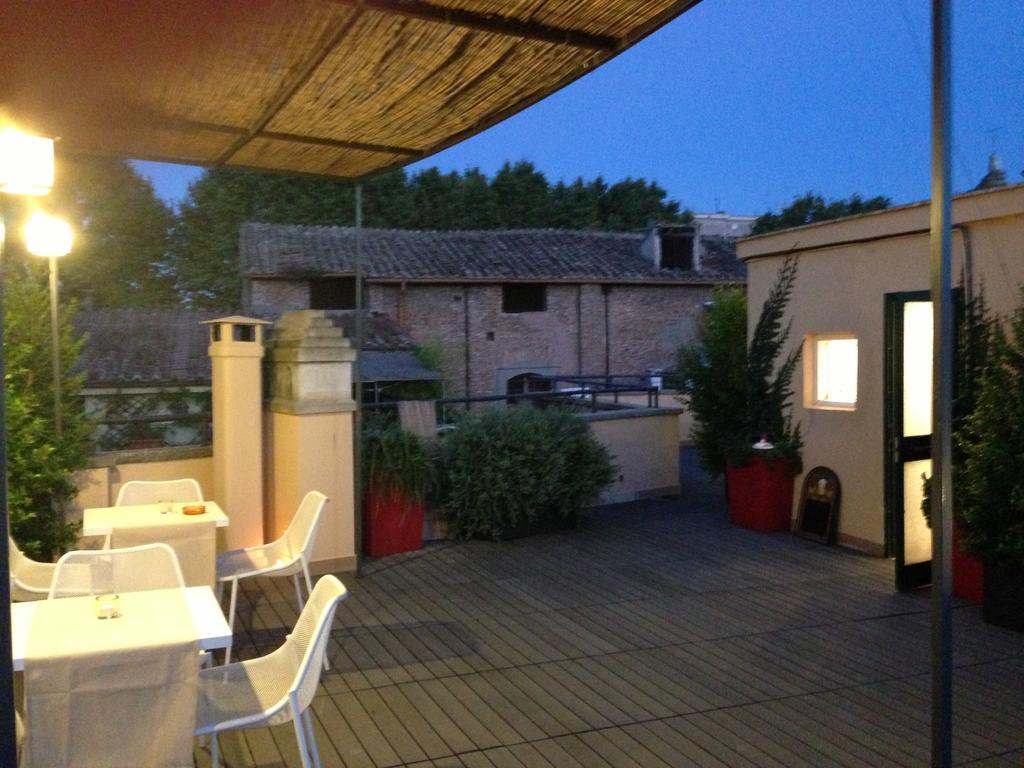 Finestra Su Trastevere - Guest House Rome Exterior photo